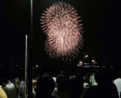 地元民の直伝 来年 横浜で行われる花火大会をもっと楽しむための小ワザ うる肌シェービング