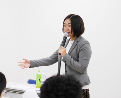 好評だった神奈川での講演会の様子「25歳一般女子は、顔そりを受けてココが気になった！」