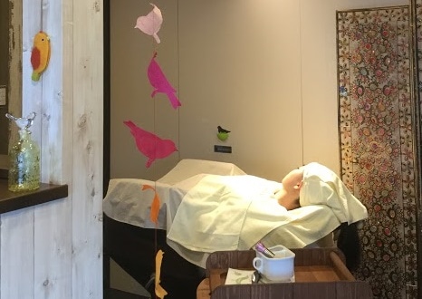 背中シェービングならココ　秋田