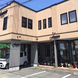 フェミナン　八幡町店