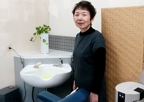 わたしがお顔そりを担当します!